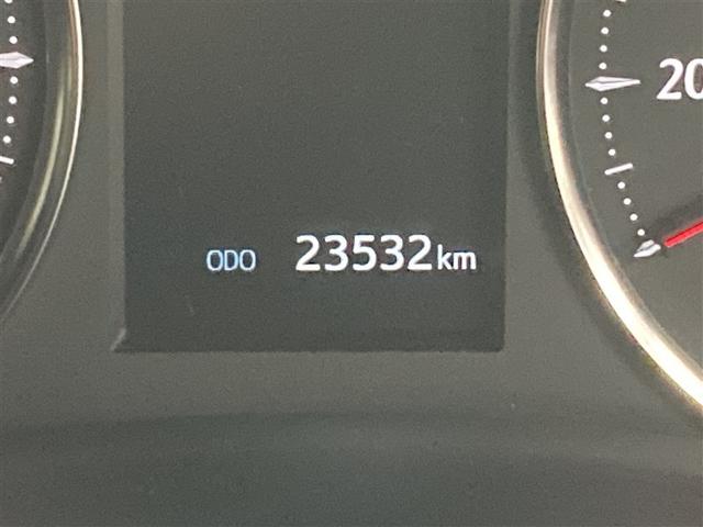 �y���s�����z���s�����v�̉摜�ł��B���B�e���̎��������ƂȂ�܂��B�ԗ��̈ړ����ɂ�葖�s�������i��ł���ꍇ������܂��B