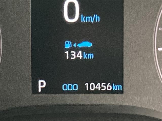 �y���s�����z���s�����v�̉摜�ł��B���B�e���̎��������ƂȂ�܂��B�ԗ��̈ړ����ɂ�葖�s�������i��ł���ꍇ������܂��B