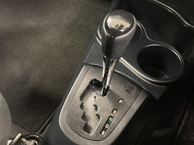 �Q�[�g���V�t�g���o�[�́A�h���C�o�[�̔�J�Ȃǂɂ��A�V�t�g�`�F���W���̑���~�X��}�����܂��B