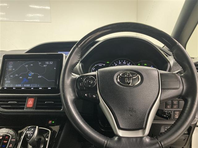 ��i���ƍ��������ӂ��R�b�N�s�b�g�����o�B�N���n���h���������Ă��^�]���₷���A�J���I�Ȏ��E�����͂ł���