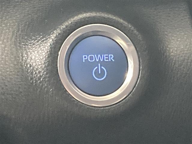 �X�}�[�g�L�[���g�т��Ă���΁A�u���[�L�𓥂݂Ȃ���X�C�b�`�����������ŃG���W�����n���o���܂��B