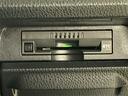 Ｖ　フルセグ　メモリーナビ　ＤＶＤ再生　バックカメラ　衝突被害軽減システム　ＥＴＣ　ドラレコ　両側電動スライド　ＬＥＤヘッドランプ　ウオークスルー　乗車定員７人　３列シート　アイドリングストップ（23枚目）