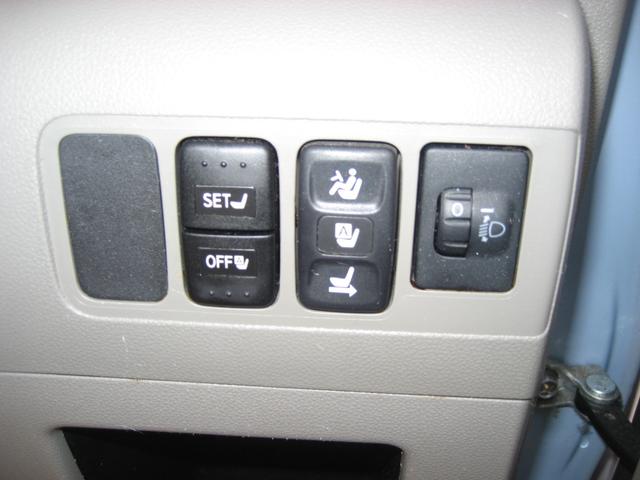 ムーヴコンテ Ｘ　４ＷＤ　ワンオーナー　ナビ　ＴＶ　スマートキー　電動格納ミラー　ベンチシート　ＣＶＴ　盗難防止システム　ＡＢＳ　ＣＤ　Ｂｌｕｅｔｏｏｔｈ　パワーシート　衝突安全ボディ　エアコン　パワーステアリング（6枚目）