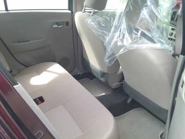 ミライース Ｘｆ　４ＷＤ　キーレスエントリー　アイドリングストップ　ＣＶＴ　盗難防止システム　ＡＢＳ　ＣＤ　衝突安全ボディ　エアコン　パワーステアリング　パワーウィンドウ（10枚目）