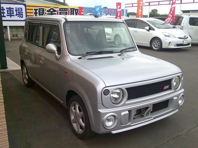 アルトラパン ＳＳ　４ＷＤ　ＥＴＣ　キーレスエントリー　シートヒーター　ＭＴ　ＡＢＳ　アルミホイール　衝突安全ボディ　エアコン　パワーステアリング　パワーウィンドウ（14枚目）