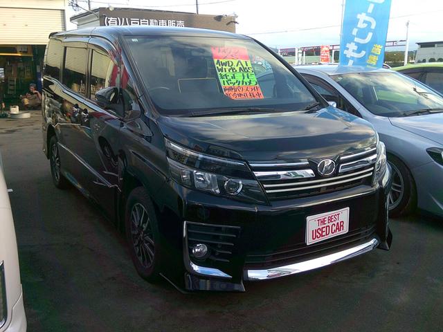 ヴォクシー ＺＳ　４ＷＤ　ＥＴＣ　バックカメラ　ナビ　両側電動スライドドア　ＬＥＤヘッドランプ　スマートキー　アイドリングストップ　電動格納ミラー　３列シート　ウォークスルー　ＣＶＴ　アルミホイール　盗難防止システム（14枚目）