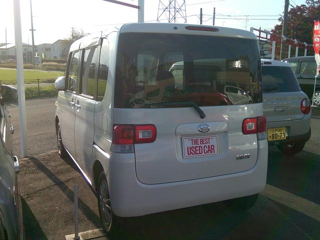 タント X 4WD スライドドア キーレスエントリー ベンチシート AT 盗難防止システム ABS CD アルミホイール 衝突安全ボディ エアコン パワーステアリング パワーウィンドウ 運転席エアバッグ(16枚目)