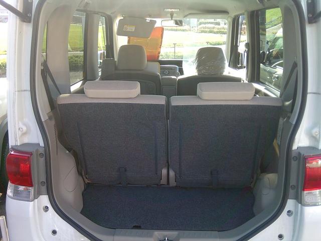 タント X 4WD スライドドア キーレスエントリー ベンチシート AT 盗難防止システム ABS CD アルミホイール 衝突安全ボディ エアコン パワーステアリング パワーウィンドウ 運転席エアバッグ(17枚目)