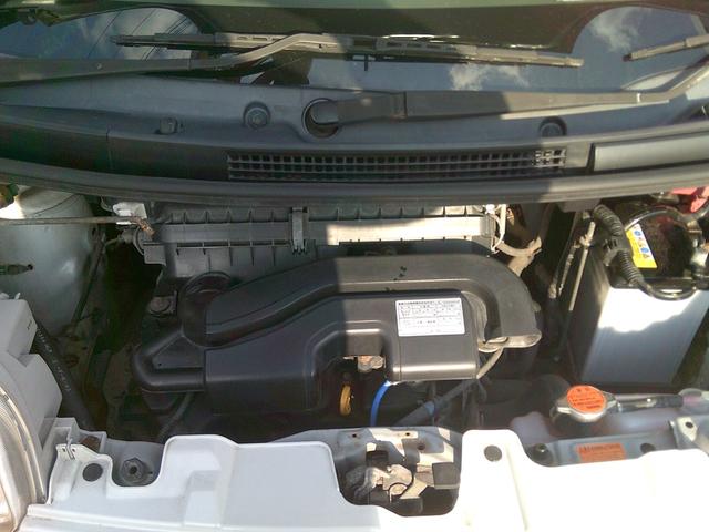 タント X 4WD スライドドア キーレスエントリー ベンチシート AT 盗難防止システム ABS CD アルミホイール 衝突安全ボディ エアコン パワーステアリング パワーウィンドウ 運転席エアバッグ(18枚目)