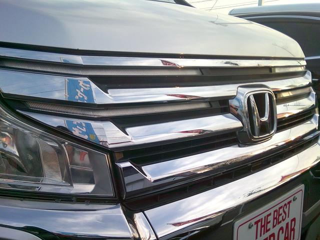 ステップワゴンスパーダ Ｚ　４ＷＤ　ドライブレコーダー　ＥＴＣ　バックカメラ　ナビ　両側電動スライドドア　ＨＩＤ　スマートキー　アイドリングストップ　３列シート　ＣＶＴ　アルミホイール　盗難防止システム　衝突安全ボディ　ＡＢＳ（25枚目）