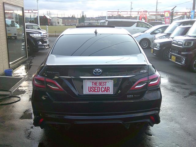 クラウンハイブリッド ＲＳアドバンス　Ｆｏｕｒ　４ＷＤ　ドライブレコーダー　ＥＴＣ　クリアランスソナー　レーンアシスト　オートクルーズコントロール　衝突被害軽減システム　バックカメラ　ナビ　アルミホイール　オートマチックハイビーム（16枚目）