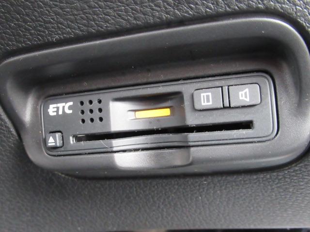 ハイブリッドX 4WD インターナビ バックカメラ あんしんPKG 衝突軽減 ワイパーデアイサー ドアミラーヒーター シートヒーター 光のアイテムPKG クルコン フルセグTV Bluetooth USB ETC(20枚目)