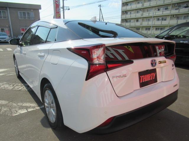 プリウス Ｓ　４ＷＤ／寒冷地仕様／衝突軽減ブレーキ／純正ナビ／フルセグ／障害物センサー／ドライブレコーダー／レーダークルコン／ＥＴＣ／バックカメラ／ドアバイザー／純正アルミホイール／ワイパーデアイサー／ＬＥＤライト（42枚目）
