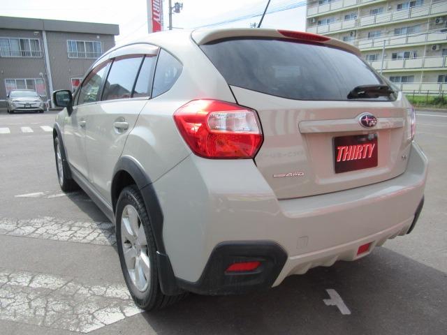 ＸＶ ２．０ｉ　４ＷＤ／禁煙車／ＳＤナビ／フルセグ／ＨＩＤヘッドライト／ＥＴＣ／Ｂｌｕｅｔｏｏｔｈ／ドアバイザー／フォグライト／純正アルミホイール／キーレスキー／アイドリングストップ／横滑り防止装置／パドルシフト（43枚目）
