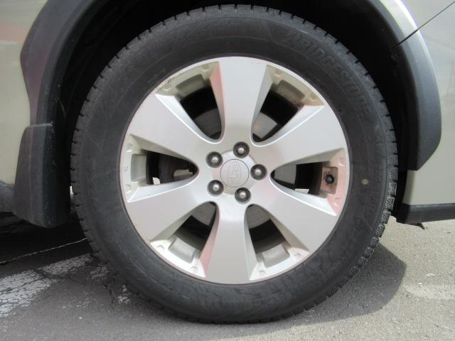 ＸＶ ２．０ｉ　４ＷＤ／禁煙車／ＳＤナビ／フルセグ／ＨＩＤヘッドライト／ＥＴＣ／Ｂｌｕｅｔｏｏｔｈ／ドアバイザー／フォグライト／純正アルミホイール／キーレスキー／アイドリングストップ／横滑り防止装置／パドルシフト（46枚目）
