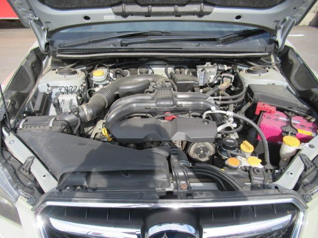 ＸＶ ２．０ｉ　４ＷＤ／禁煙車／ＳＤナビ／フルセグ／ＨＩＤヘッドライト／ＥＴＣ／Ｂｌｕｅｔｏｏｔｈ／ドアバイザー／フォグライト／純正アルミホイール／キーレスキー／アイドリングストップ／横滑り防止装置／パドルシフト（64枚目）