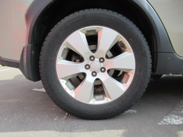 ＸＶ ２．０ｉ　４ＷＤ／禁煙車／ＳＤナビ／フルセグ／ＨＩＤヘッドライト／ＥＴＣ／Ｂｌｕｅｔｏｏｔｈ／ドアバイザー／フォグライト／純正アルミホイール／キーレスキー／アイドリングストップ／横滑り防止装置／パドルシフト（68枚目）