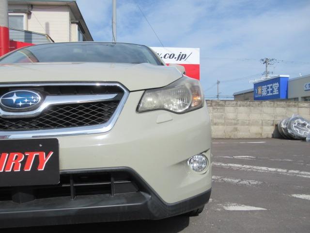 ＸＶ ２．０ｉ　４ＷＤ／禁煙車／ＳＤナビ／フルセグ／ＨＩＤヘッドライト／ＥＴＣ／Ｂｌｕｅｔｏｏｔｈ／ドアバイザー／フォグライト／純正アルミホイール／キーレスキー／アイドリングストップ／横滑り防止装置／パドルシフト（72枚目）
