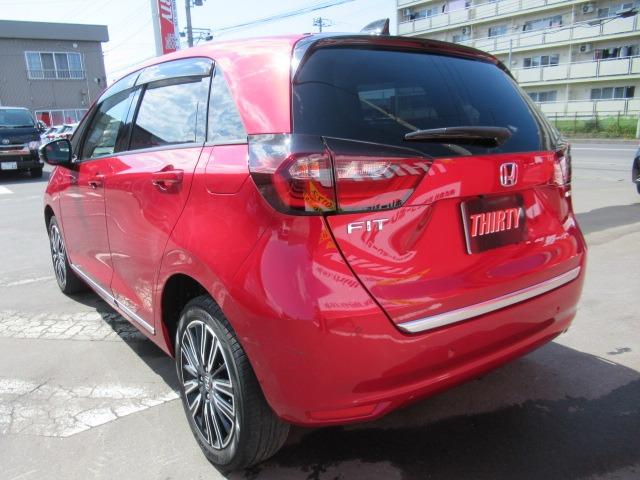 フィット ｅ：ＨＥＶリュクス　茶革シート／禁煙車／関東仕入れ／衝突軽減ブレーキ／寒冷地仕様／レーダークルコン／クリアランスソナー／純正ナビ／フルセグ／ワイパーデアイサー／ドアバイザー／シートヒーター／バックカメラ／ドラレコ／ＥＴＣ（44枚目）