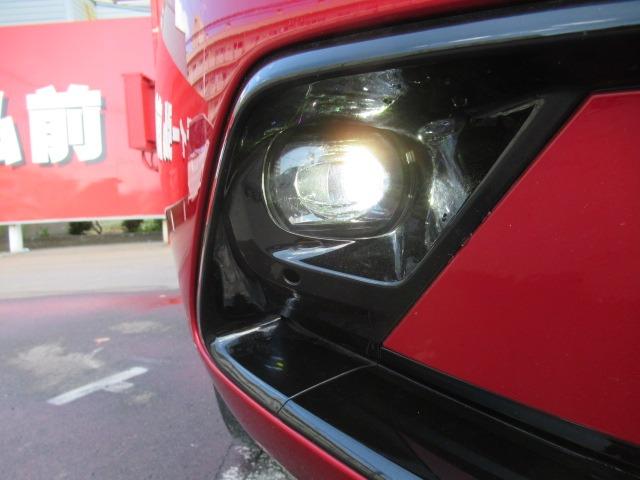 フィット ｅ：ＨＥＶリュクス　茶革シート／禁煙車／関東仕入れ／衝突軽減ブレーキ／寒冷地仕様／レーダークルコン／クリアランスソナー／純正ナビ／フルセグ／ワイパーデアイサー／ドアバイザー／シートヒーター／バックカメラ／ドラレコ／ＥＴＣ（48枚目）