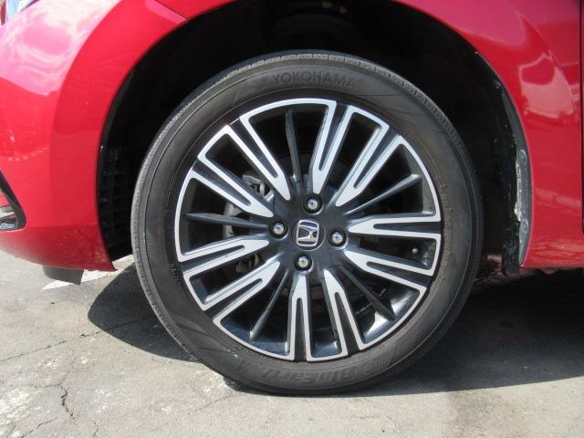 フィット ｅ：ＨＥＶリュクス　茶革シート／禁煙車／関東仕入れ／衝突軽減ブレーキ／寒冷地仕様／レーダークルコン／クリアランスソナー／純正ナビ／フルセグ／ワイパーデアイサー／ドアバイザー／シートヒーター／バックカメラ／ドラレコ／ＥＴＣ（70枚目）