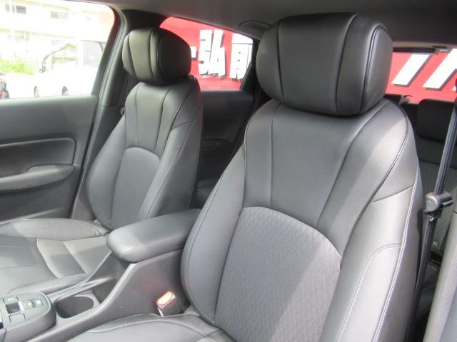 フィット ｅ：ＨＥＶリュクス　４ＷＤ／禁煙車／衝突軽減ブレーキ／全周囲カメラ／純正９型ナビ／フルセグＴＶ／ＥＴＣ２．０／クリアランスソナー／ステアリングヒーター／レーダークルコン／ワイパーデアイサー／ブラインドスポットモニター（55枚目）
