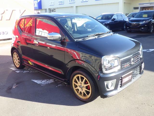 アルトワークス ベースグレード　４ＷＤ・５速マニュアル・ＥＴＣ・レカロシート・キーレス・ＨＩＤライト・フォグランプ・社外ディスプレイオーディオ・Ｂｌｕｅｔｏｏｔｈ・ＵＳＢ・ＡＵＸ・純正ＡＷ・ドアミラーヒーター・電動格納ミラー（8枚目）