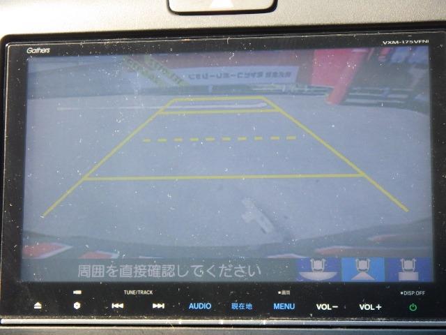 フリードハイブリッド ハイブリッド・Ｇホンダセンシング　４ＷＤ／ワイパーデアイサー／シートヒーター／レーダークルコン／ミラーヒーター／衝突軽減ブレーキ／ＥＴＣ／ドライブレコーダー／ＬＥＤヘッドライト／両側パワースライドドア／車線逸脱警報（17枚目）