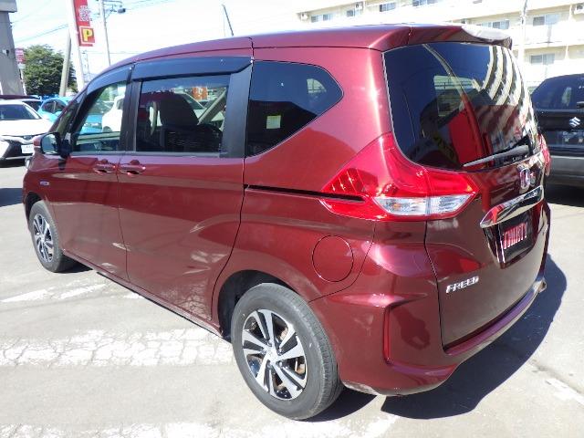 フリードハイブリッド ハイブリッド・Ｇホンダセンシング　４ＷＤ／ワイパーデアイサー／シートヒーター／レーダークルコン／ミラーヒーター／衝突軽減ブレーキ／ＥＴＣ／ドライブレコーダー／ＬＥＤヘッドライト／両側パワースライドドア／車線逸脱警報（24枚目）