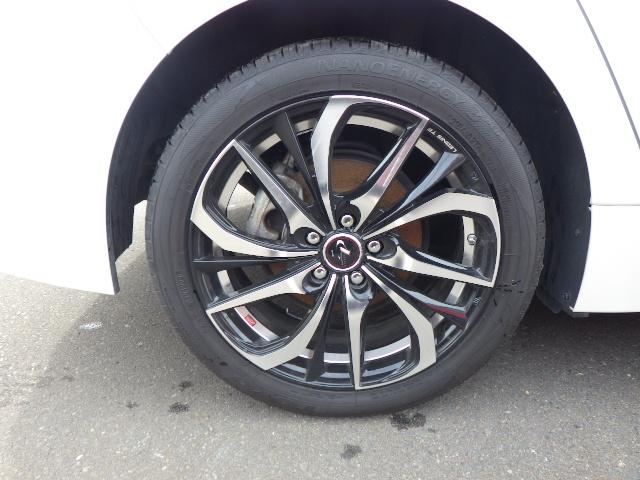 カローラツーリング ハイブリッド　ダブルバイビー　ツートンカラー／４ＷＤ／前後ドラレコ／バックカメラ／衝突軽減ブレーキ／障害物センサ－／ＥＴＣ／ドアミラーヒーター／レーダークルコン／フルセグ／ミラーキャスト／ＤＶＤ／Ｂｌｕｅｔｏｏｔｈ（66枚目）