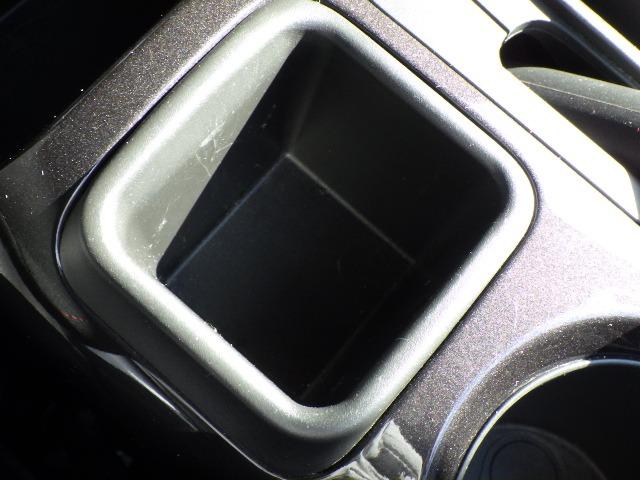 ジューク ニスモ　禁煙車／ターボ／バックカメラ／ＥＴＣ／パートタイム４ＷＤ／バニティミラー／電格ミラー／オートＡＣ／純正ナビ／フルセグ／Ｂｌｕｅｔｏｏｔｈ／ＨＤＭＩ／ＵＳＢ／フォグランプ／プッシュスタート／純正アルミ（29枚目）