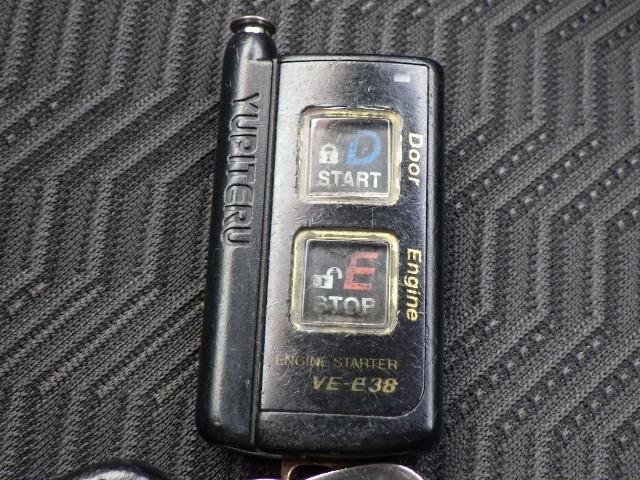ＡＺオフロード ＸＣ　禁煙車／４ＷＤ／エンジンスターター／ドアミラーヒーター／フォグランプ／純正アルミホイール／電動格納ミラー／ＬＥＤヘッドライト／シガーライター／ドアバイザー／バニティミラー／ＥＴＣ（8枚目）