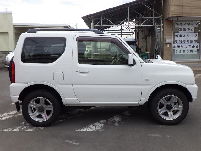 ＡＺオフロード ＸＣ　禁煙車／４ＷＤ／エンジンスターター／ドアミラーヒーター／フォグランプ／純正アルミホイール／電動格納ミラー／ＬＥＤヘッドライト／シガーライター／ドアバイザー／バニティミラー／ＥＴＣ（12枚目）