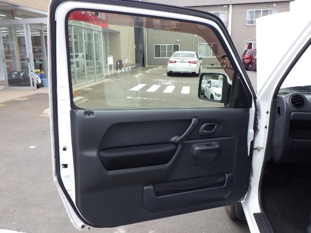 ＡＺオフロード ＸＣ　禁煙車／４ＷＤ／エンジンスターター／ドアミラーヒーター／フォグランプ／純正アルミホイール／電動格納ミラー／ＬＥＤヘッドライト／シガーライター／ドアバイザー／バニティミラー／ＥＴＣ（49枚目）