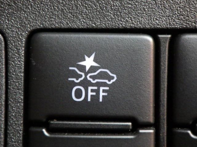 装備８【衝突被害軽減ブレーキ・スマートアシスト】→ＳＡＩＩＩは衝突の被害を軽減・車線のはみだし抑制が搭載しております！安全装備が充実！