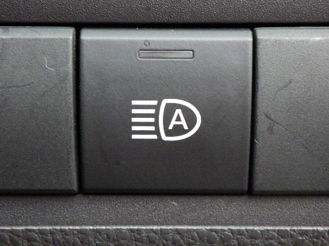 アクア X 禁煙車/トヨタセーフティーセンス/ドラレコ/ETC/レーダークルコン/衝突被害軽減ブレーキ/ワイパーデアイサー/ドアミラーヒーター/AC100V/先行車発進アラーム/LEDヘッドライト/バックカメラ(10枚目)