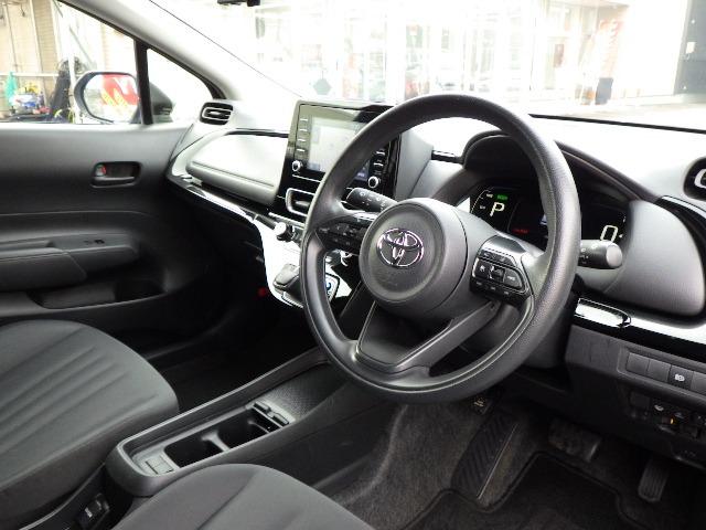 アクア X 禁煙車/トヨタセーフティーセンス/ドラレコ/ETC/レーダークルコン/衝突被害軽減ブレーキ/ワイパーデアイサー/ドアミラーヒーター/AC100V/先行車発進アラーム/LEDヘッドライト/バックカメラ(20枚目)