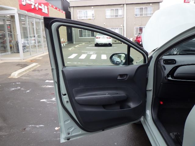 アクア X 禁煙車/トヨタセーフティーセンス/ドラレコ/ETC/レーダークルコン/衝突被害軽減ブレーキ/ワイパーデアイサー/ドアミラーヒーター/AC100V/先行車発進アラーム/LEDヘッドライト/バックカメラ(51枚目)