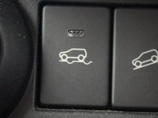 イグニス ハイブリッドＭＸ　ワンオーナー／禁煙車／衝突被害軽減ブレーキ／バックカメラ／シートヒーター／レーンキープアシスト／ヒルディセントコントロール／グリップコントロール／ドアミラーヒーター／プッシュスタート／ドアバイザー（7枚目）