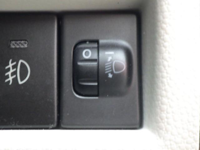 イグニス ハイブリッドＭＸ　ワンオーナー／禁煙車／衝突被害軽減ブレーキ／バックカメラ／シートヒーター／レーンキープアシスト／ヒルディセントコントロール／グリップコントロール／ドアミラーヒーター／プッシュスタート／ドアバイザー（25枚目）