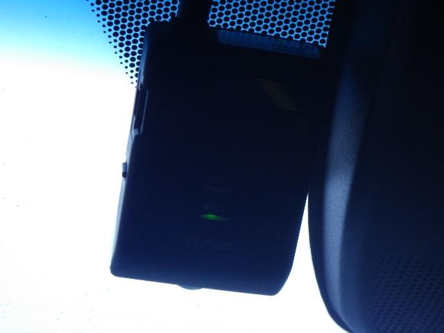 ヴェゼル ハイブリッドＺ・ホンダセンシング　禁煙車／前後ドラレコ／エンジンスターター／バックカメラ／レーダークルコン／シートヒーター／ワイパーデアイサー／サイドミラーヒーター／レーダークルコン／社外レーダー／衝突被害軽減ブレーキ／ＥＴＣ（3枚目）