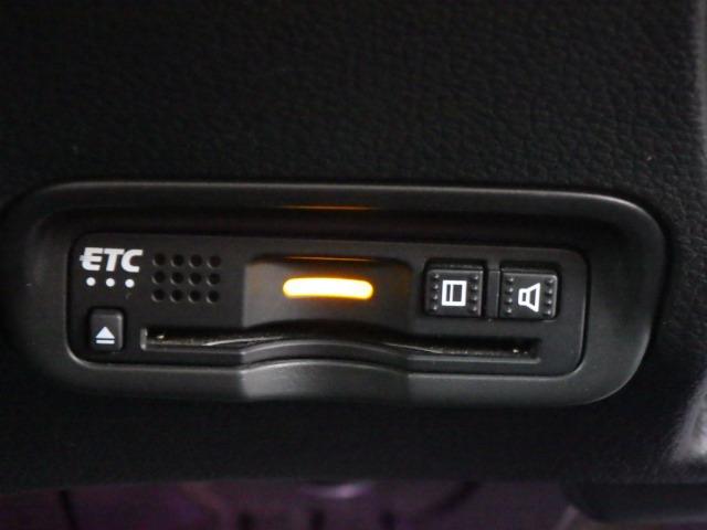 ヴェゼル ハイブリッドＺ・ホンダセンシング　禁煙車／前後ドラレコ／エンジンスターター／バックカメラ／レーダークルコン／シートヒーター／ワイパーデアイサー／サイドミラーヒーター／レーダークルコン／社外レーダー／衝突被害軽減ブレーキ／ＥＴＣ（10枚目）