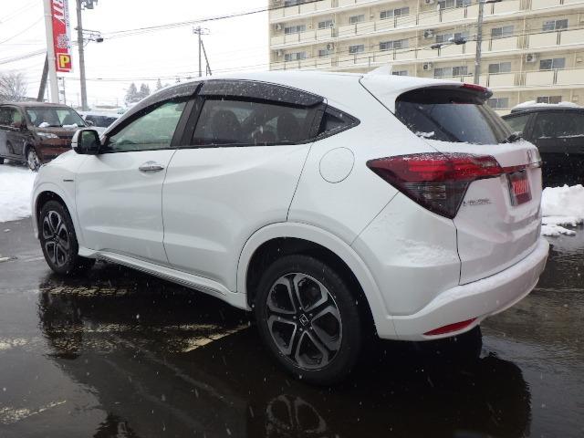 ヴェゼル ハイブリッドＺ・ホンダセンシング　禁煙車／前後ドラレコ／エンジンスターター／バックカメラ／レーダークルコン／シートヒーター／ワイパーデアイサー／サイドミラーヒーター／レーダークルコン／社外レーダー／衝突被害軽減ブレーキ／ＥＴＣ（19枚目）