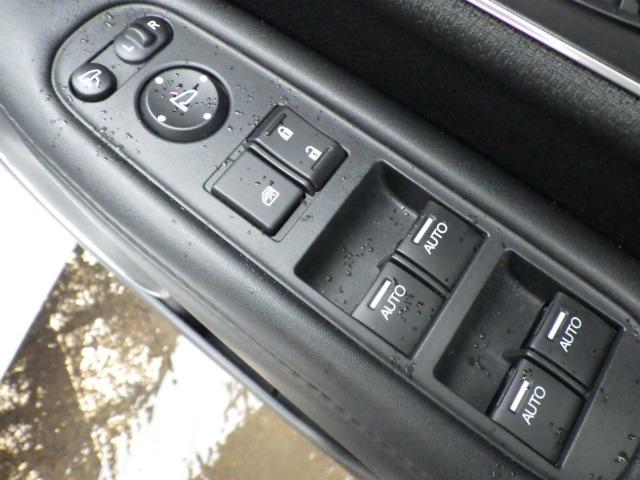 ヴェゼル ハイブリッドＺ・ホンダセンシング　禁煙車／前後ドラレコ／エンジンスターター／バックカメラ／レーダークルコン／シートヒーター／ワイパーデアイサー／サイドミラーヒーター／レーダークルコン／社外レーダー／衝突被害軽減ブレーキ／ＥＴＣ（52枚目）
