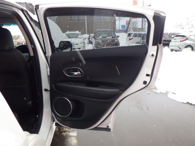 ヴェゼル ハイブリッドＺ・ホンダセンシング　禁煙車／前後ドラレコ／エンジンスターター／バックカメラ／レーダークルコン／シートヒーター／ワイパーデアイサー／サイドミラーヒーター／レーダークルコン／社外レーダー／衝突被害軽減ブレーキ／ＥＴＣ（55枚目）