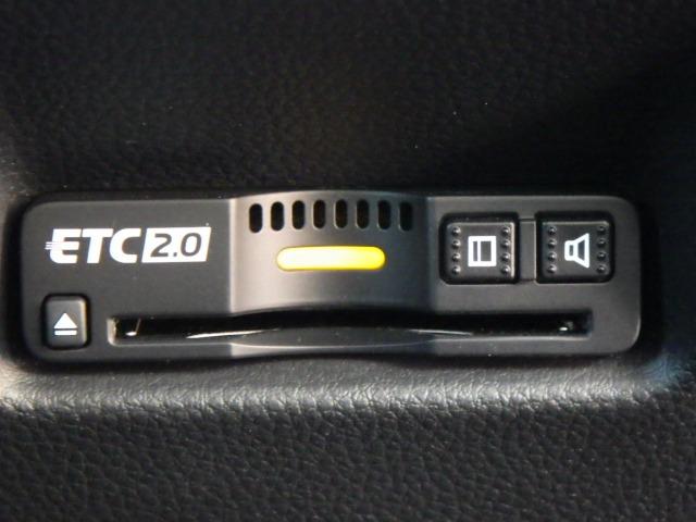 フィット e:HEVホーム 禁煙車/メーカーオプションナビ/プレミアムオーディオ/ホンダセンシング/ETC2.0/前後ドラレコ/ホンダコネクト/衝突被害軽減ブレーキ/LEDヘッドライト/ワイパーデアイサー/サイドミラーヒーター(3枚目)