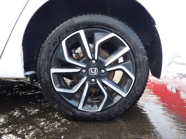 フィット e:HEVホーム 禁煙車/メーカーオプションナビ/プレミアムオーディオ/ホンダセンシング/ETC2.0/前後ドラレコ/ホンダコネクト/衝突被害軽減ブレーキ/LEDヘッドライト/ワイパーデアイサー/サイドミラーヒーター(65枚目)