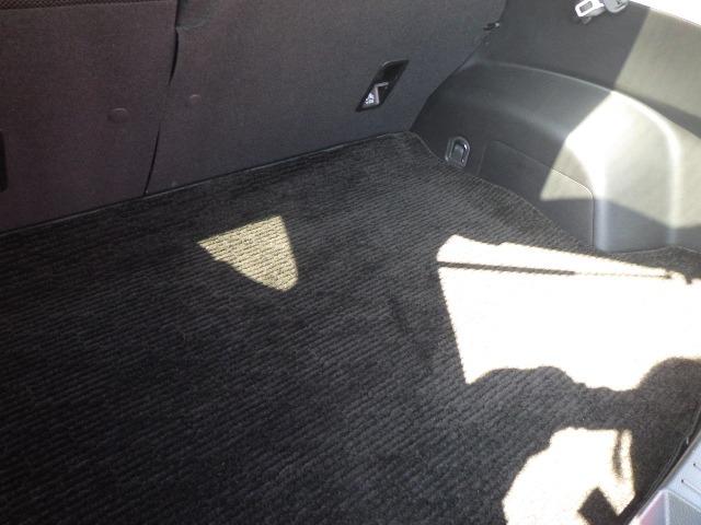 XV 2.0i-L アイサイト Ver.2/禁煙車/バックカメラ/レーダークルコン/衝突軽減ブレーキ/ETC/パドルシフト/レーンキープアシスト/横滑り防止/SDナビ/フルセグ/Bluetooth/電動シート/前後フォグ/HID(23枚目)