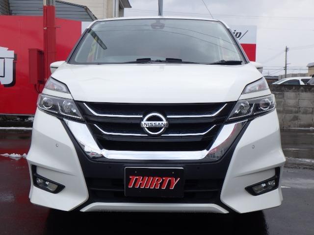 セレナ ハイウェイスター　Ｖセレクション　フリップＤモニター／プロパイロット／パーキングアシスト／全方位カメラ／エンジンスターター／ドライブレコーダー／両側電動パワスラ／インテリジェントルームミラー／バックカメラ／障害物センサー／衝突被害軽減（15枚目）