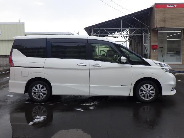 セレナ ハイウェイスター　Ｖセレクション　フリップＤモニター／プロパイロット／パーキングアシスト／全方位カメラ／エンジンスターター／ドライブレコーダー／両側電動パワスラ／インテリジェントルームミラー／バックカメラ／障害物センサー／衝突被害軽減（17枚目）